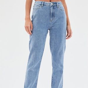 mom jeans